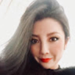 Meet your Posher, Angie